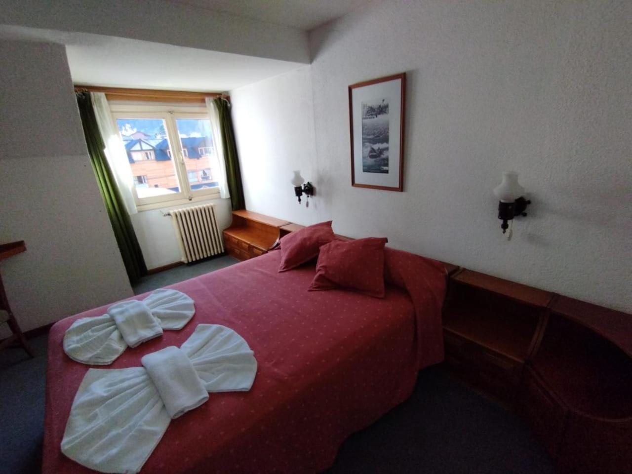 Hotel Crismalu San Martin de los Andes Exterior photo